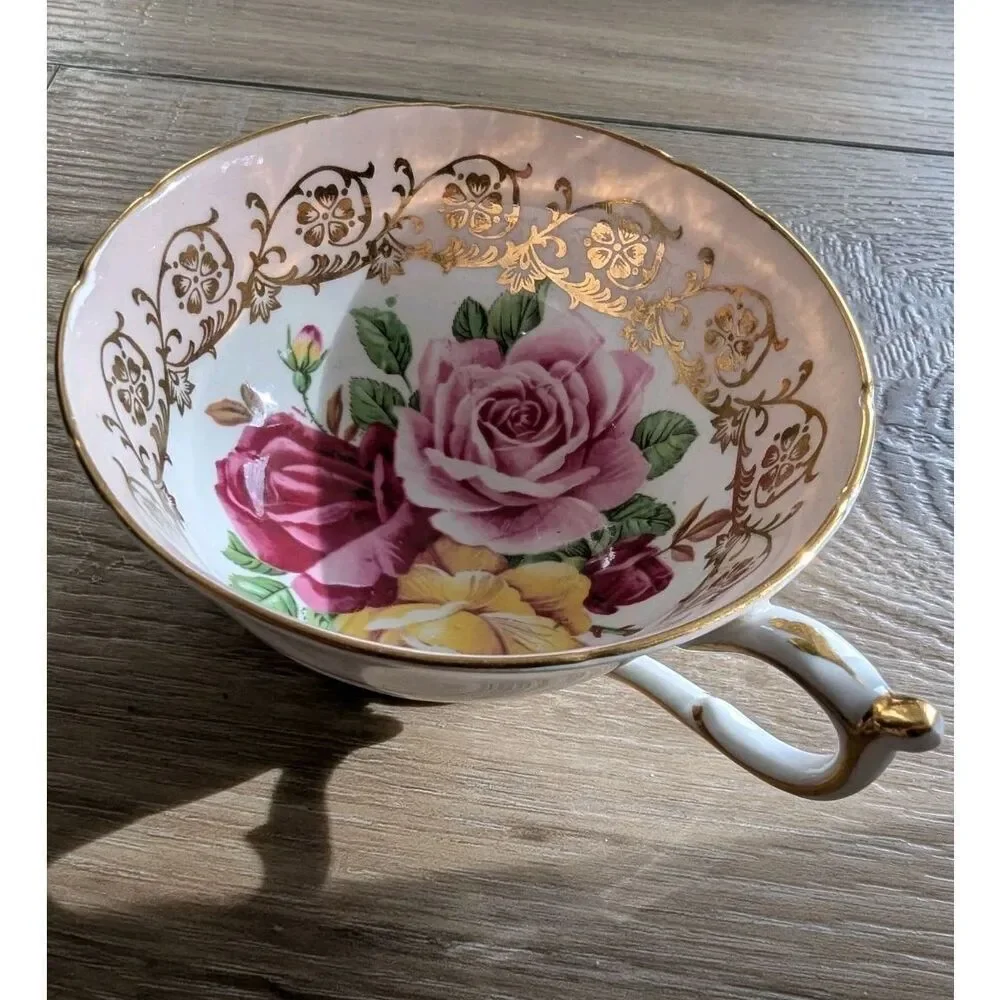 Vintage Paragon Pink Interior Cabbage Rose Teacup w/ Heavy Gold Filigree